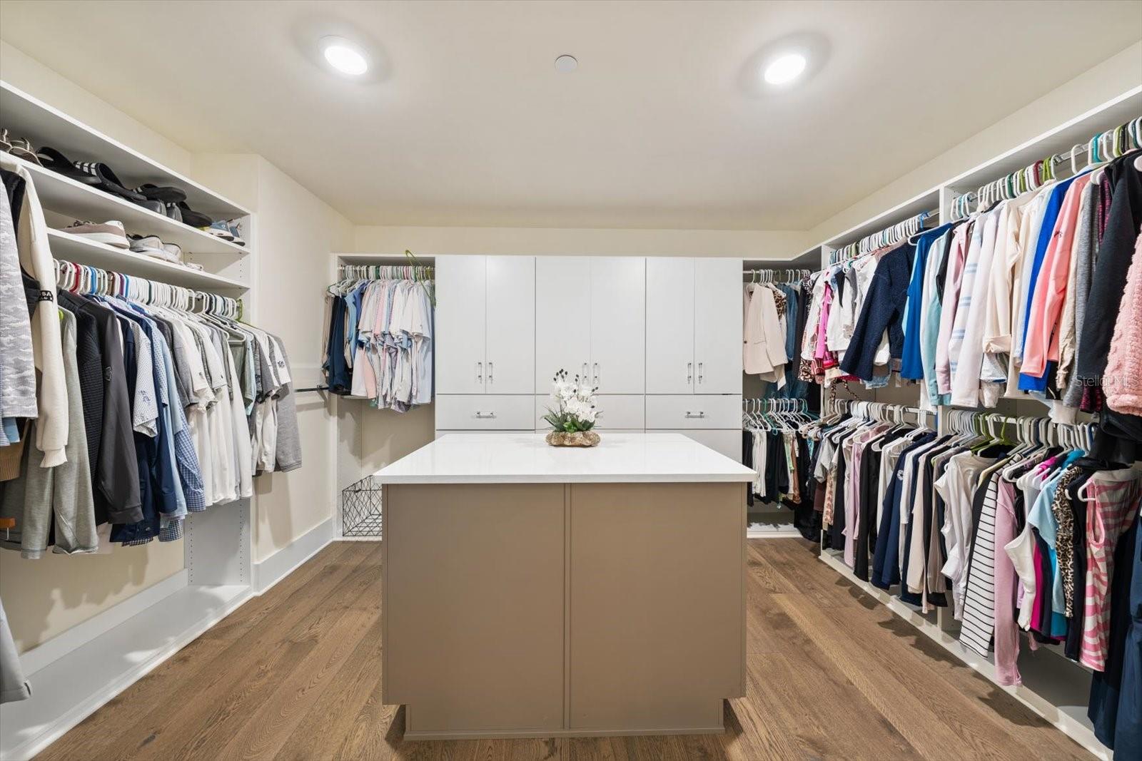 RESIDENCES AT BELLEVIEW PLACE CONDO - Residential