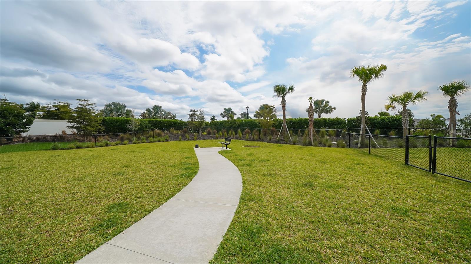 PROMENADE ESTATES PH II - Residential