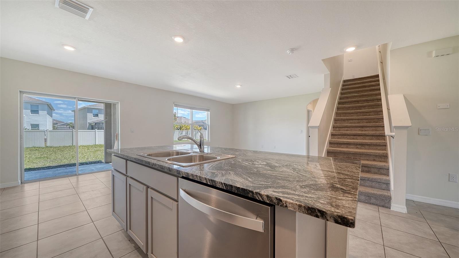 PROMENADE ESTATES PH II - Residential