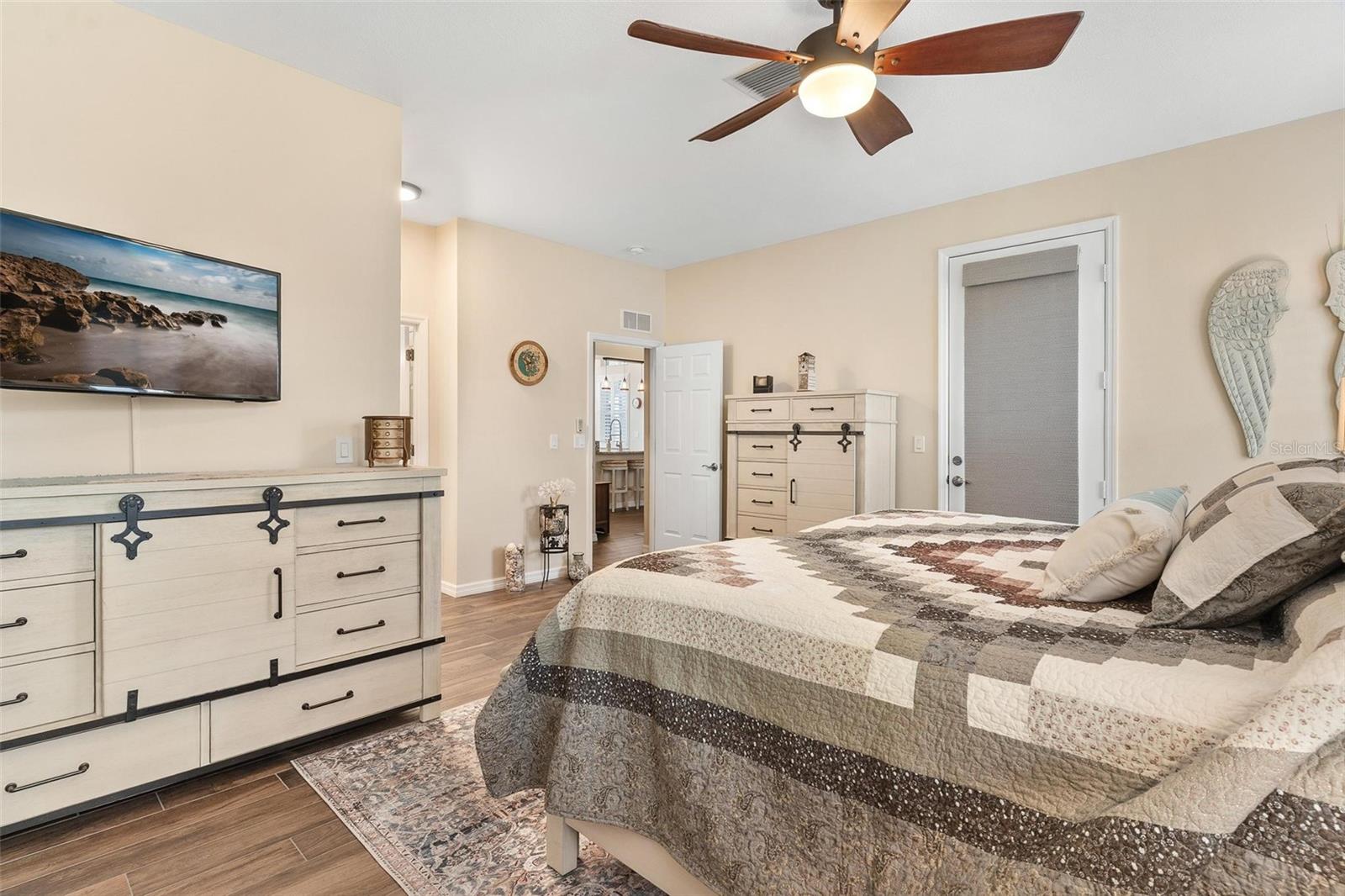 ROYAL HARBOR PH 01 - Residential