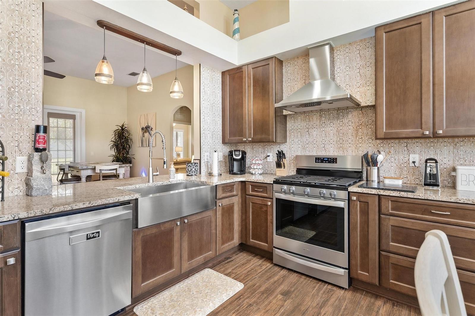 ROYAL HARBOR PH 01 - Residential