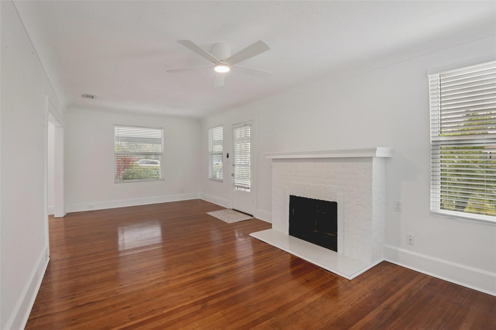 RIO VISTA - Residential