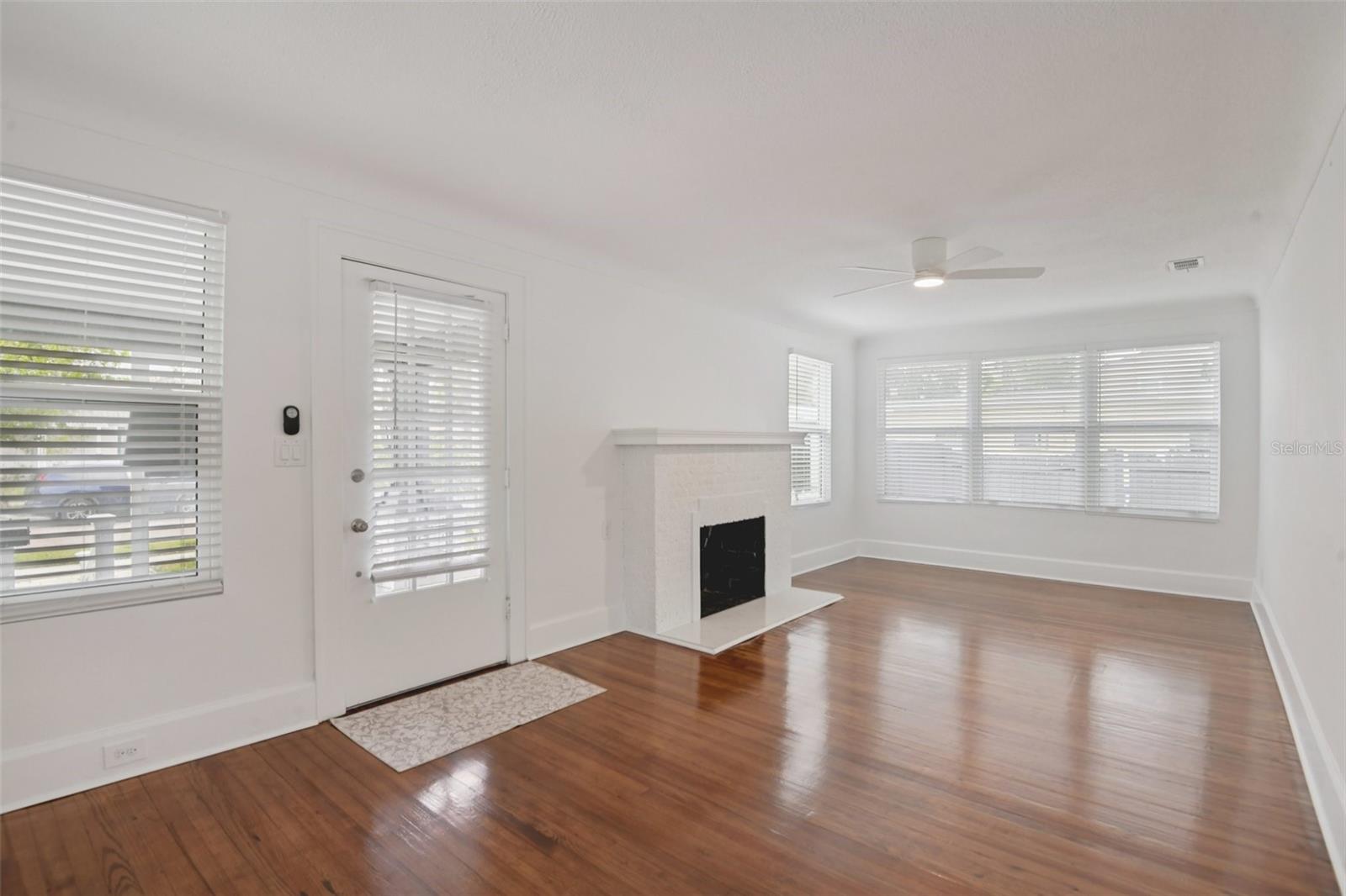 RIO VISTA - Residential