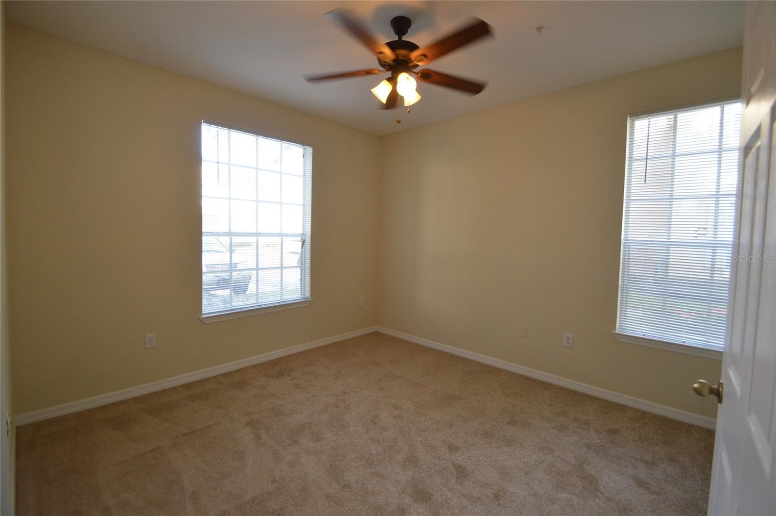 CRESCENT PLACE AT LAKE LOTUS CONDO - Residential Lease