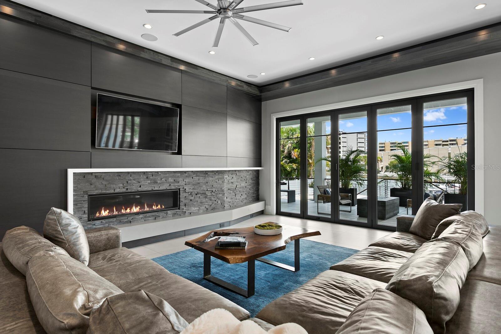 BAYSHORE ESTATES 4 - Residential