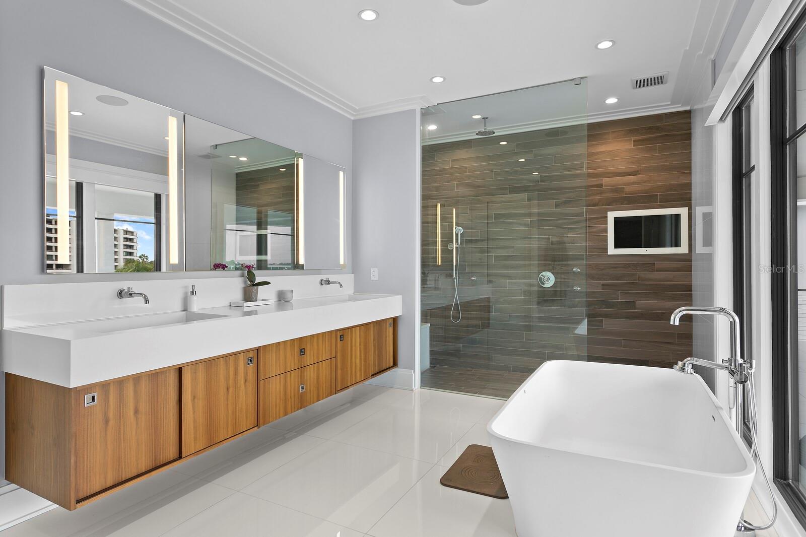 BAYSHORE ESTATES 4 - Residential