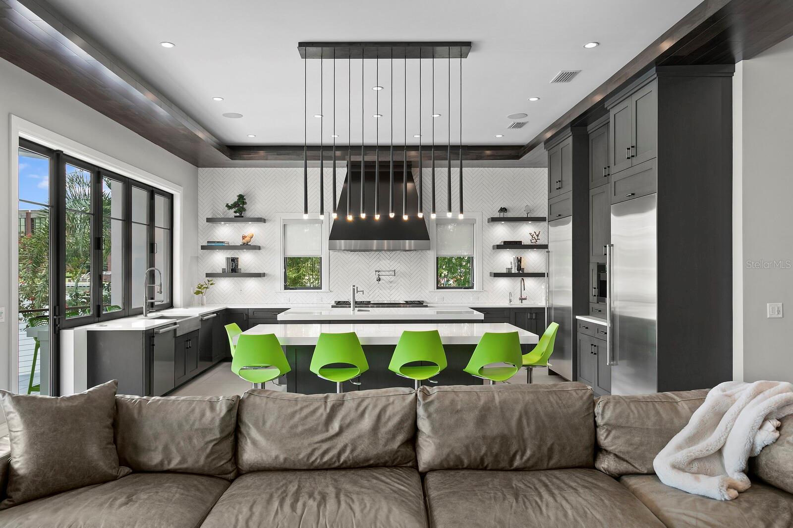 BAYSHORE ESTATES 4 - Residential