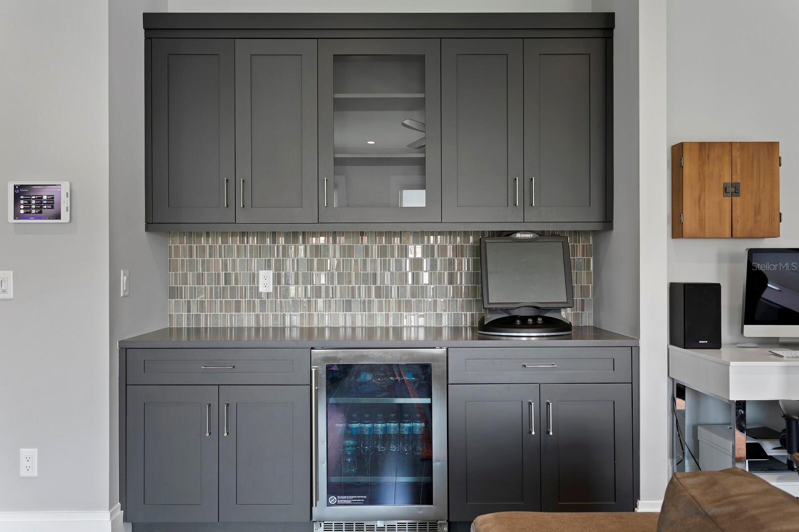 BAYSHORE ESTATES 4 - Residential