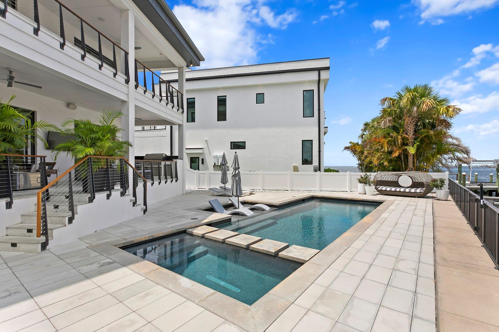 BAYSHORE ESTATES 4 - Residential