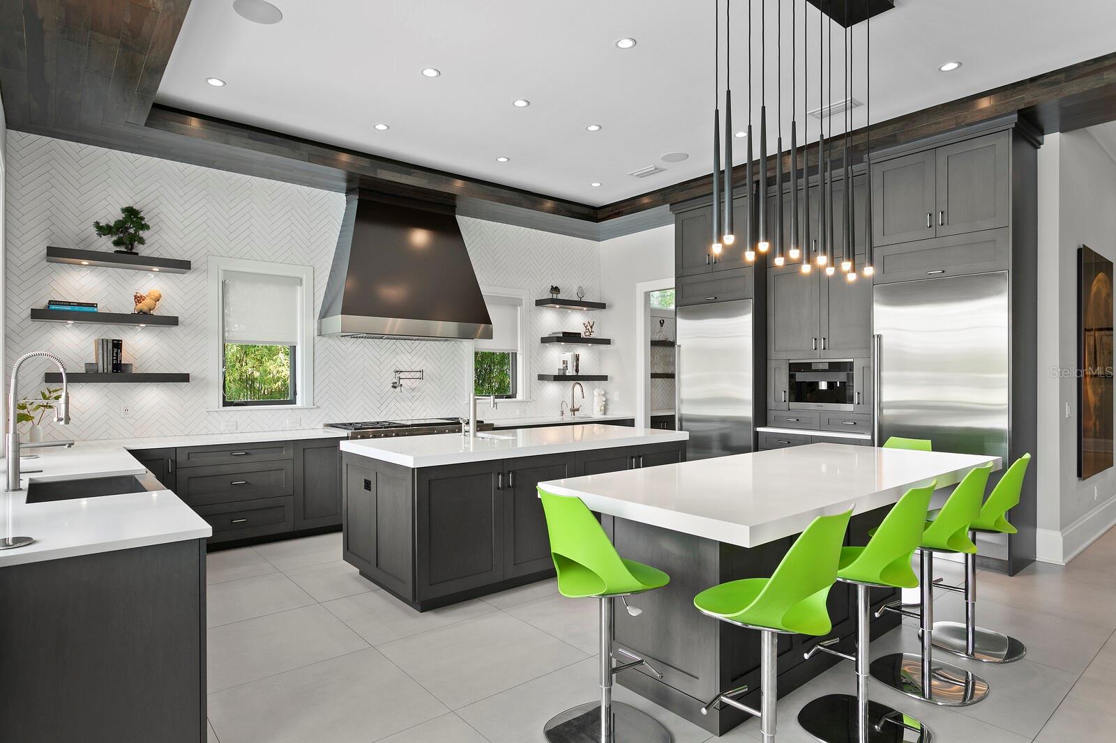 BAYSHORE ESTATES 4 - Residential