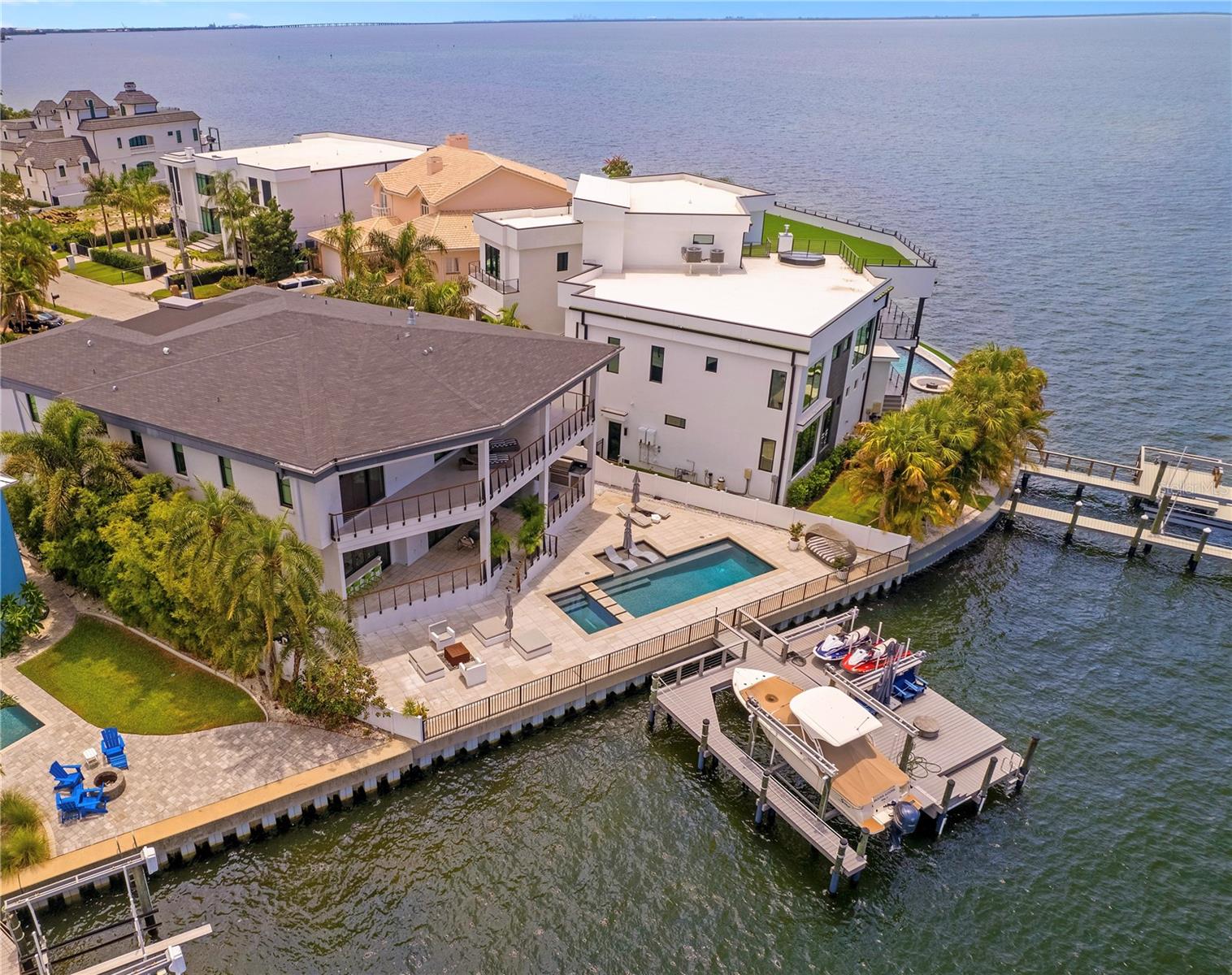 BAYSHORE ESTATES 4 - Residential