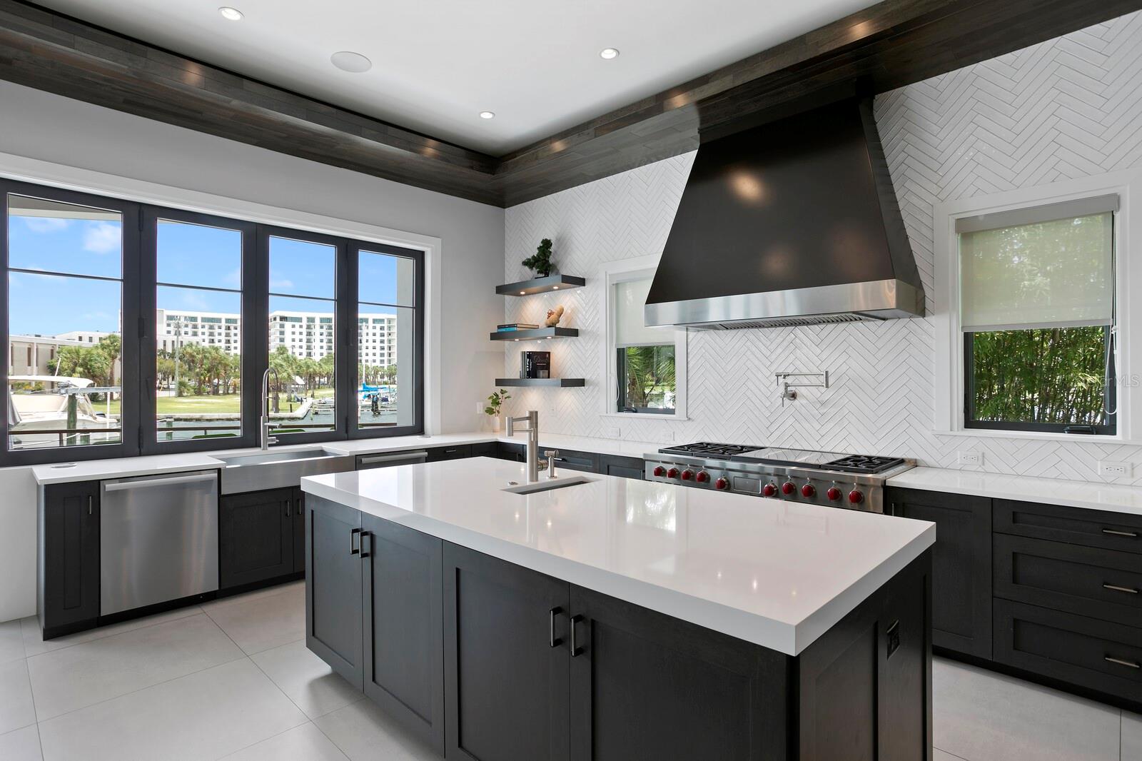 BAYSHORE ESTATES 4 - Residential