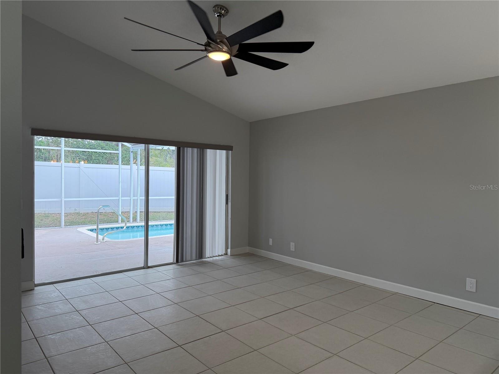 SUMMERFIELD VILLAGE SUBPHASE A U1,T301 - Residential Lease