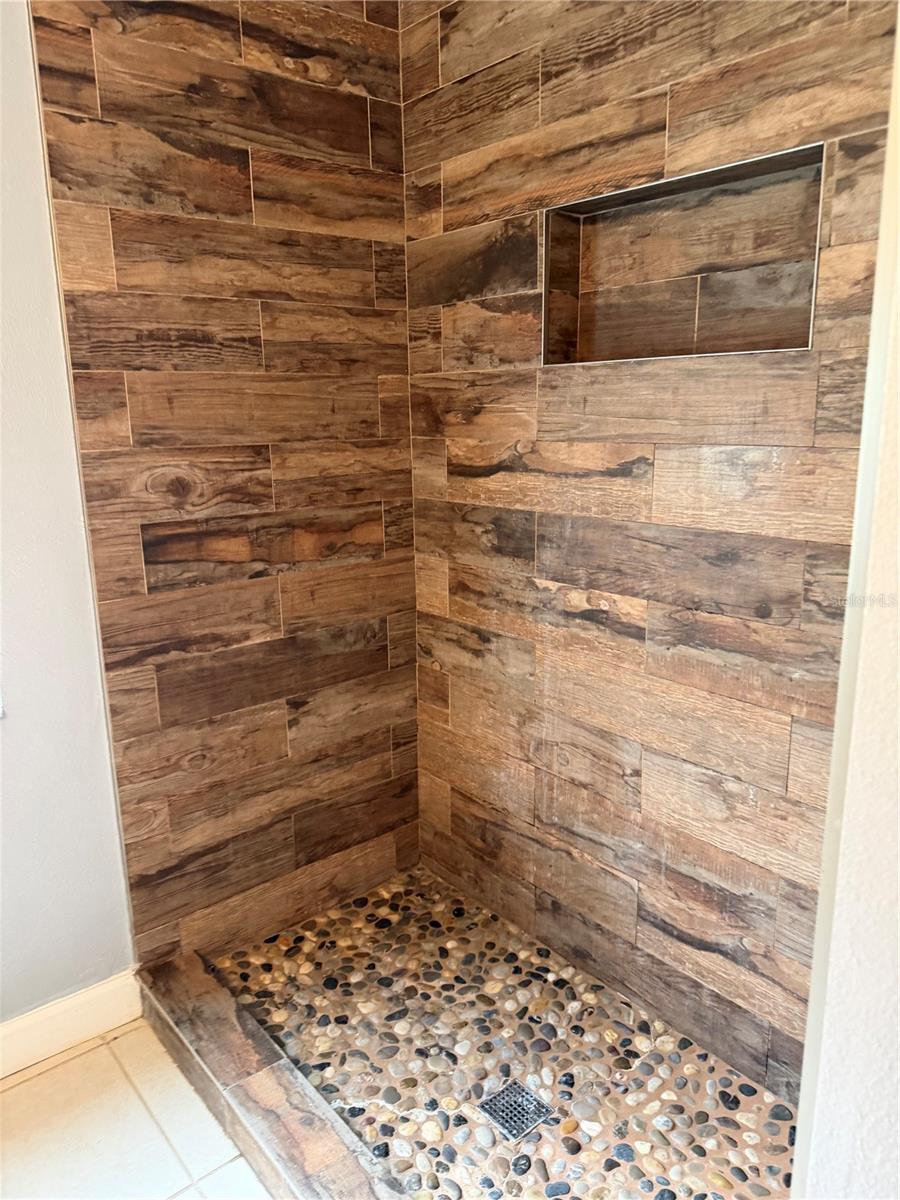 SUMMERFIELD VILLAGE SUBPHASE A U1,T301 - Residential Lease