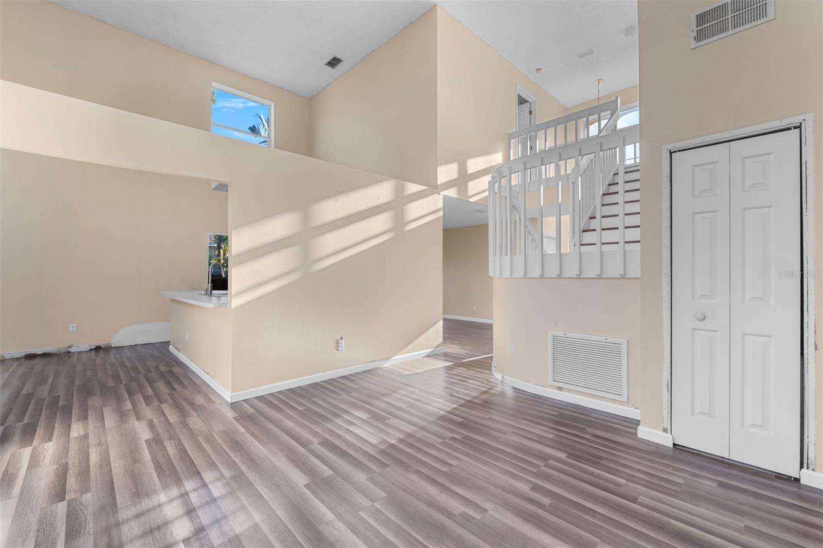 638 KANGAROO DRIVE