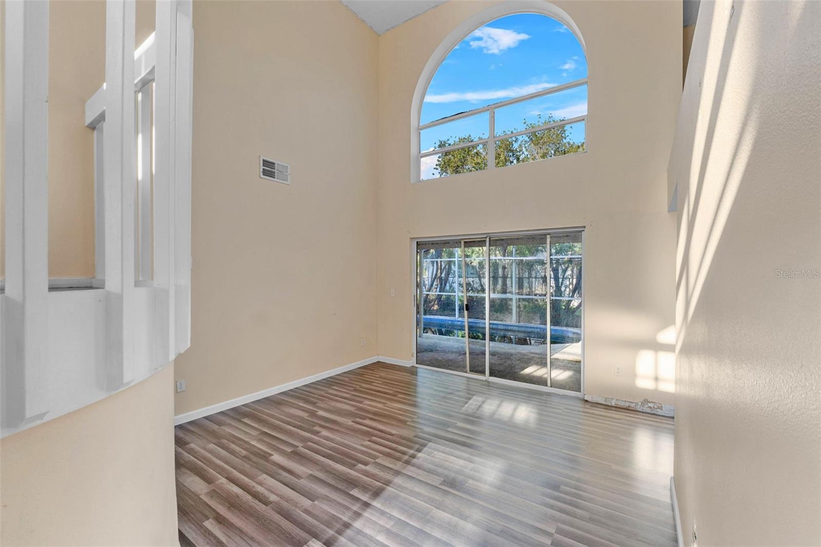 638 KANGAROO DRIVE