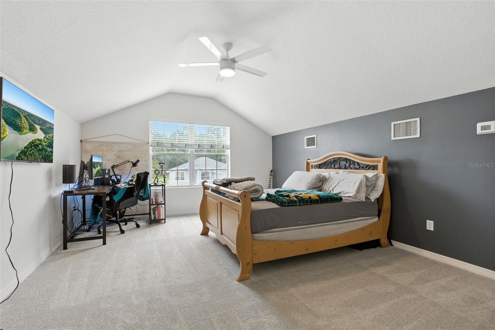 WATERS EDGE PH 10 - Residential