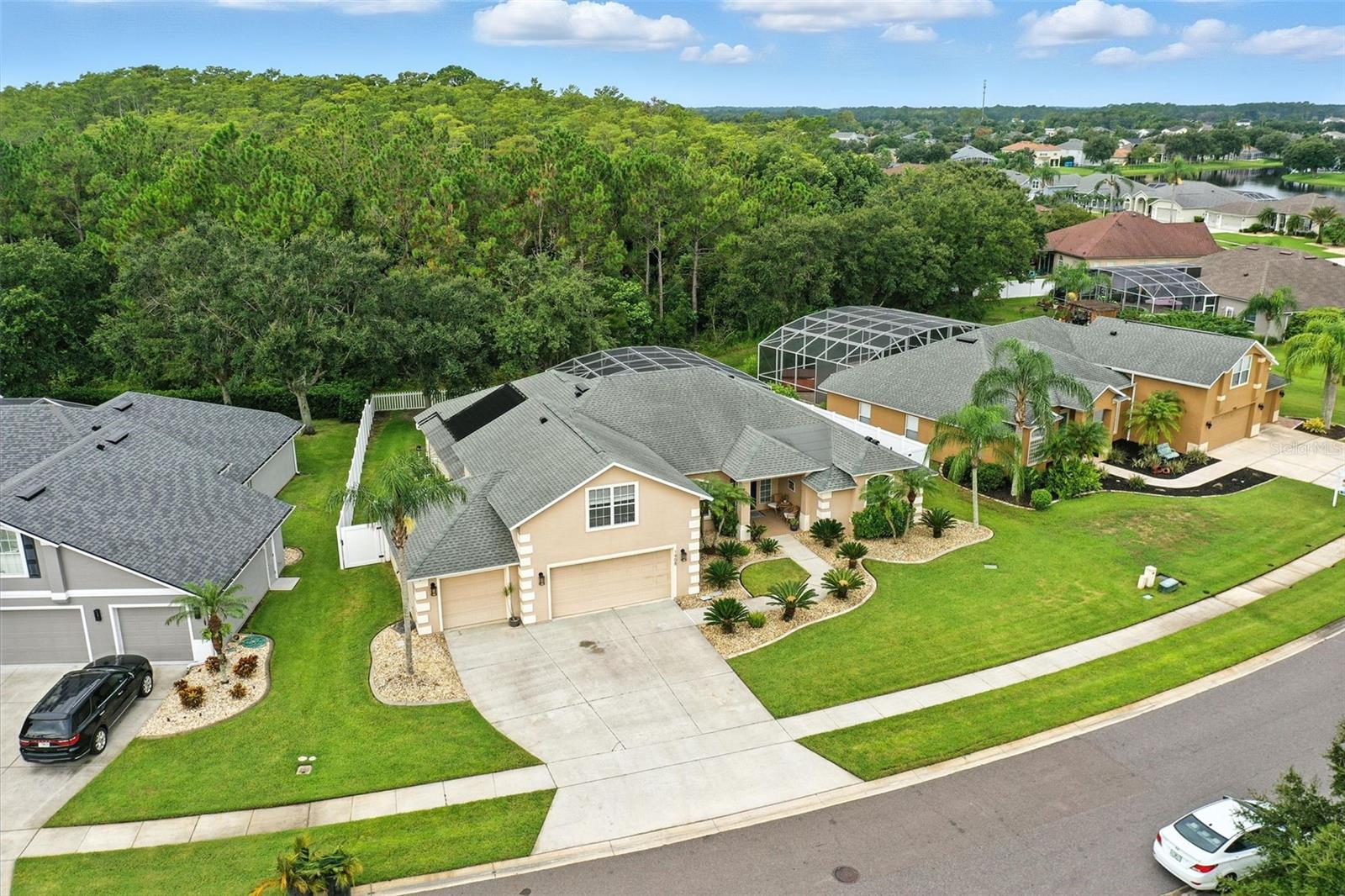 WATERS EDGE PH 10 - Residential