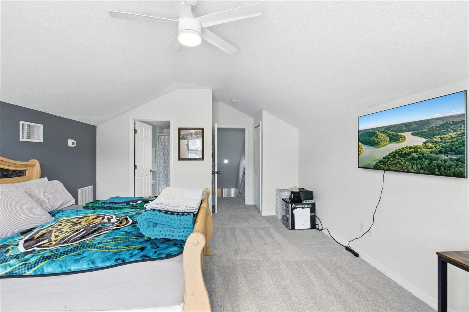 WATERS EDGE PH 10 - Residential
