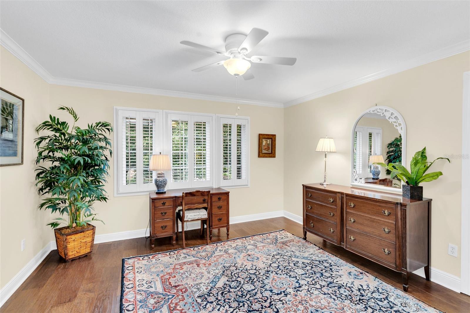 ETHEL PARK - Residential