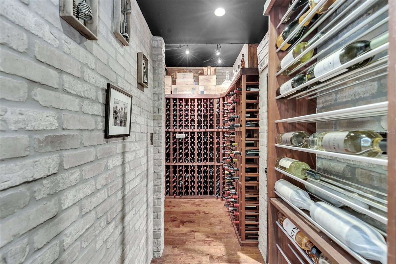 ETHEL PARK - Residential