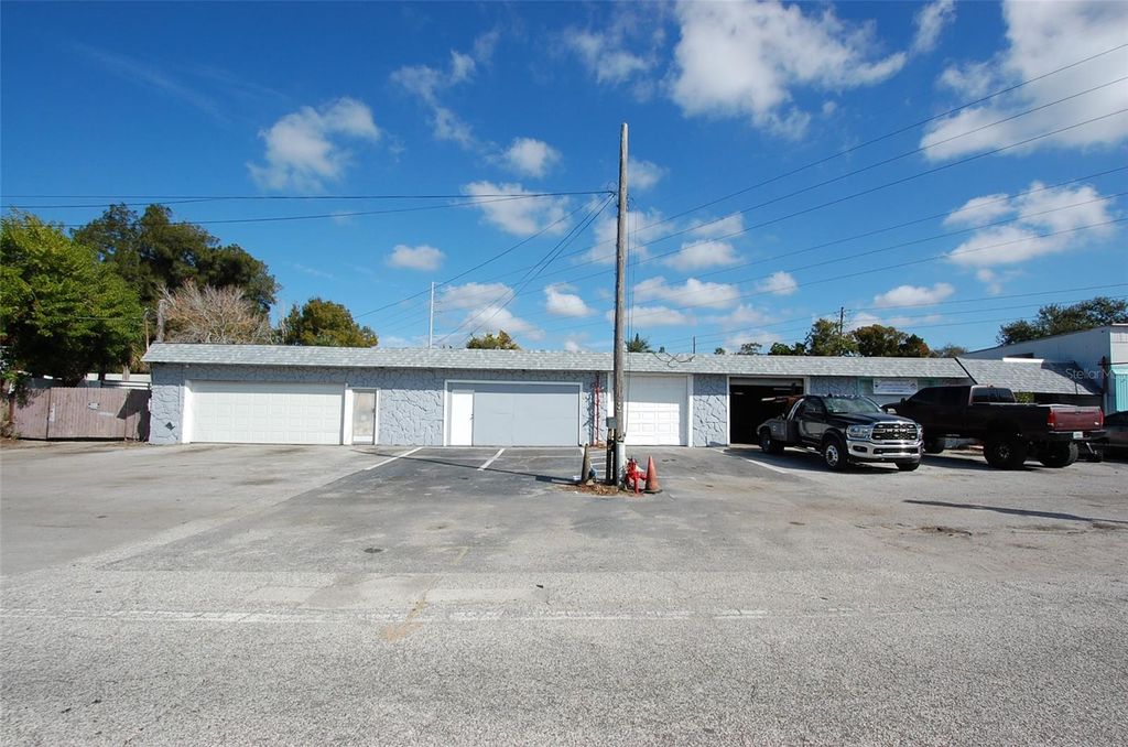 Photo of 1711 Overbrook Avenue, Clearwater, FL 33755 (MLS # TB8458629)