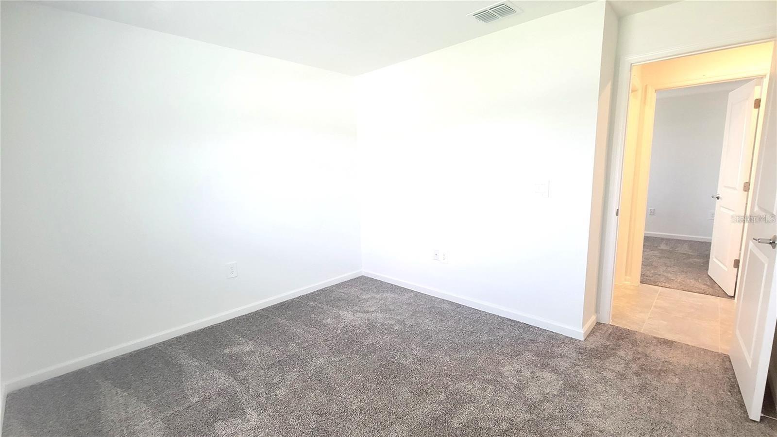 ASTONIA NORTH - Residential Lease