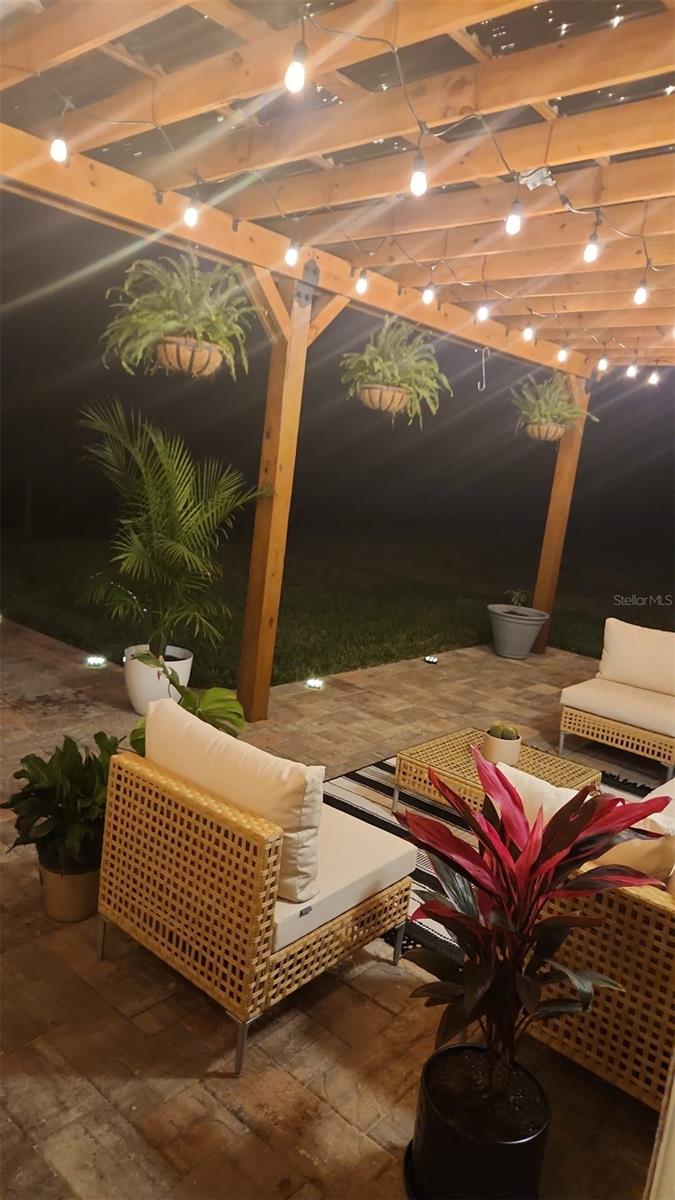 SOLA VISTA - Residential Lease