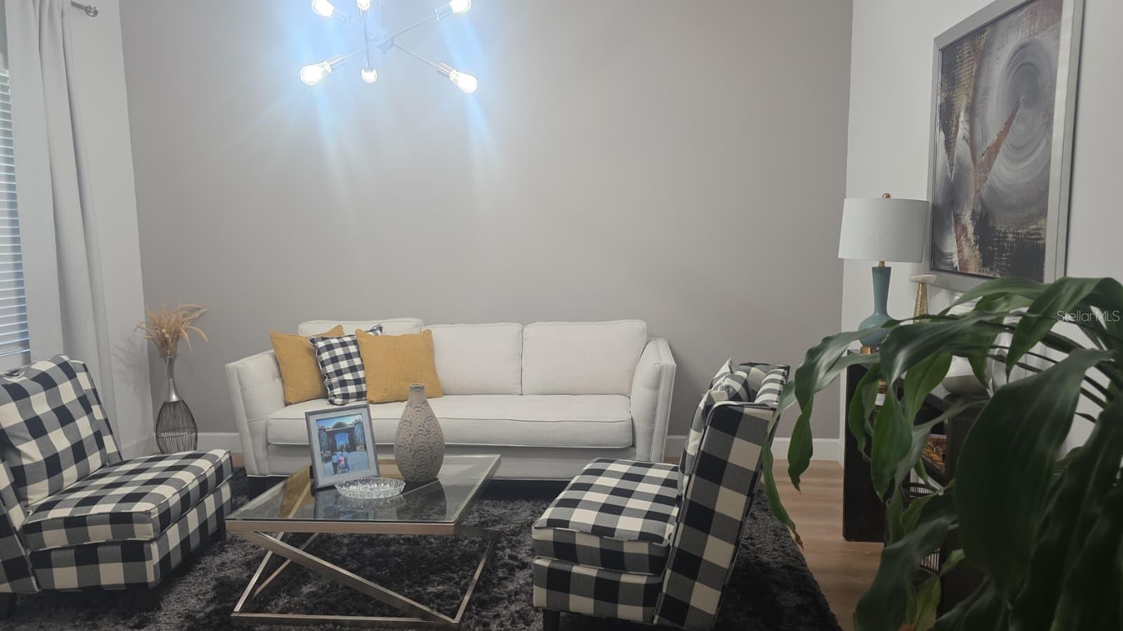 SOLA VISTA - Residential Lease