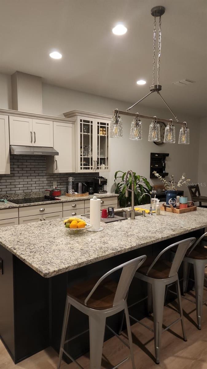 SOLA VISTA - Residential Lease