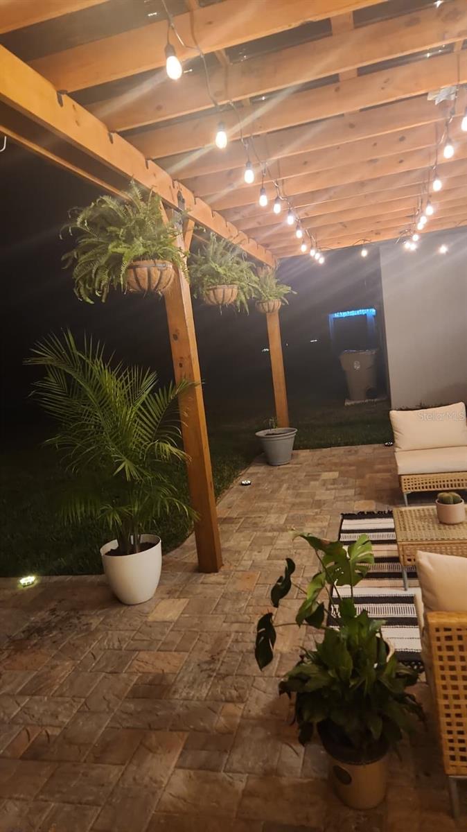 SOLA VISTA - Residential Lease