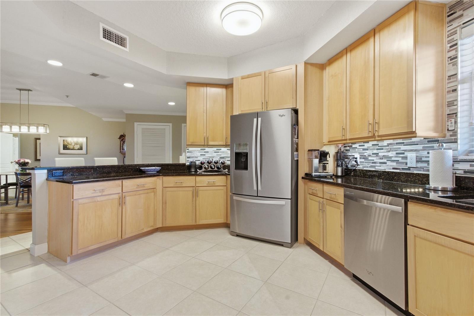 GRANDE VERANDAHS ON THE BAY - Residential