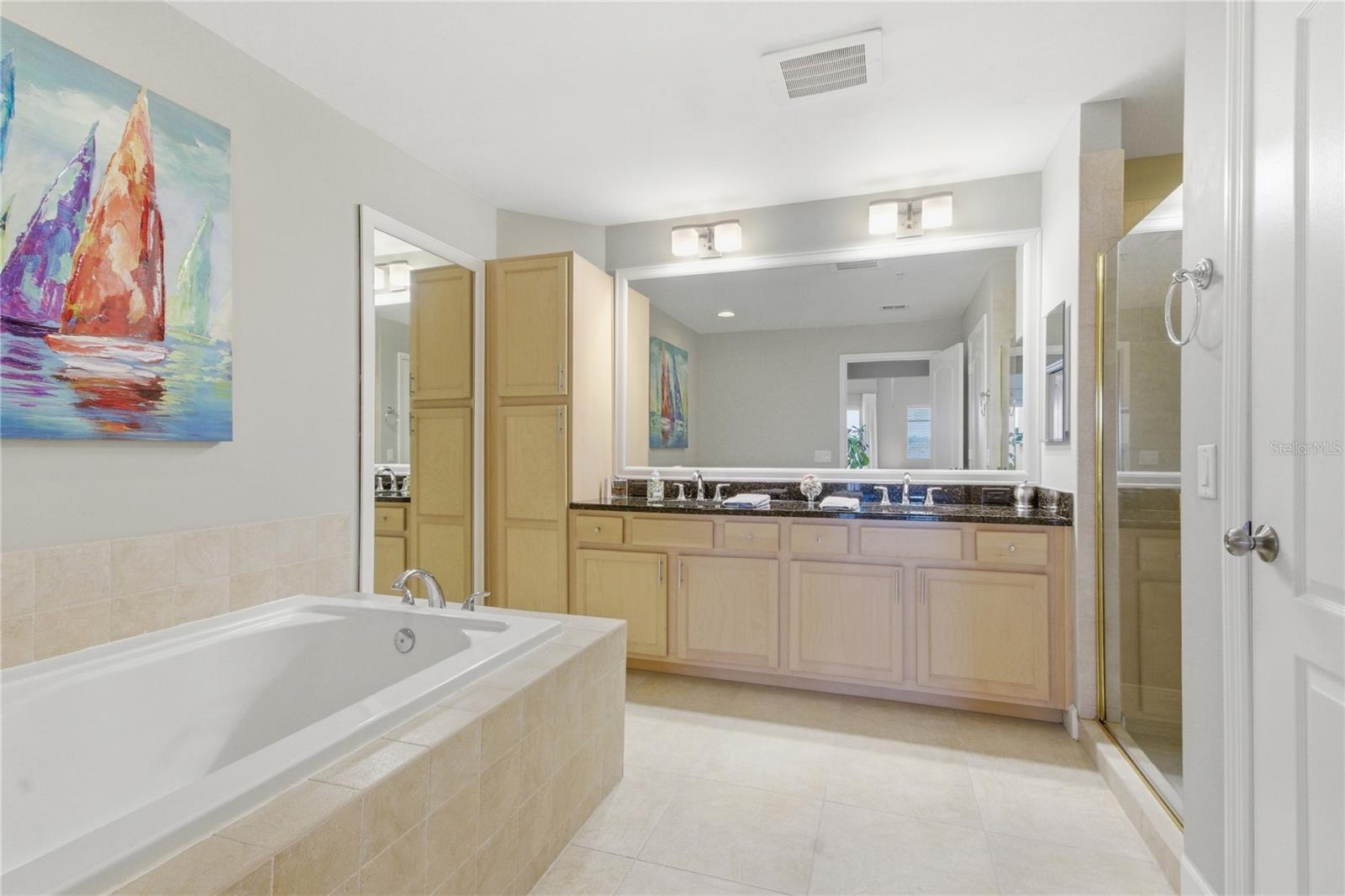 GRANDE VERANDAHS ON THE BAY - Residential