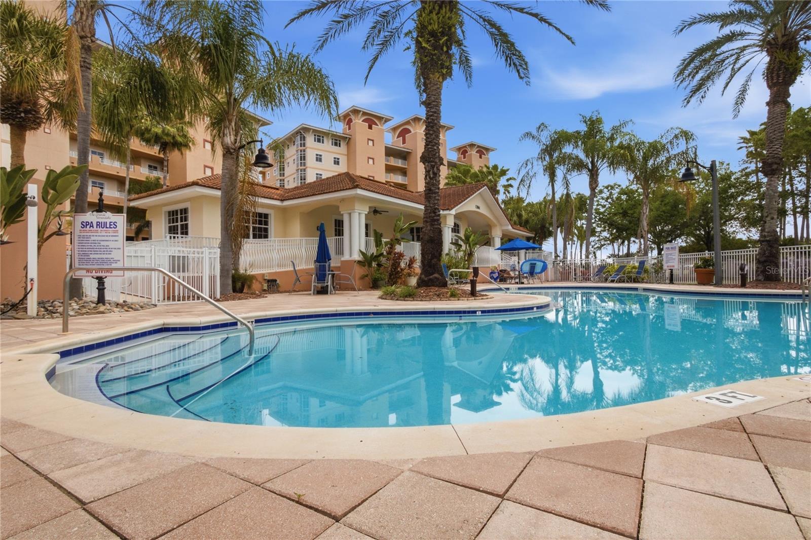 GRANDE VERANDAHS ON THE BAY - Residential