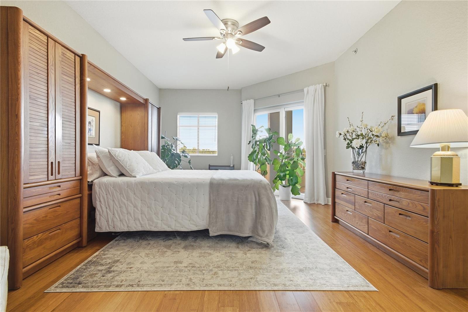 GRANDE VERANDAHS ON THE BAY - Residential