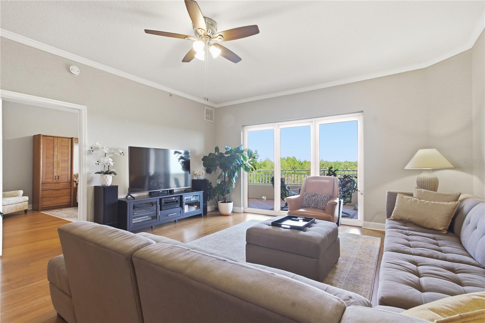 GRANDE VERANDAHS ON THE BAY - Residential