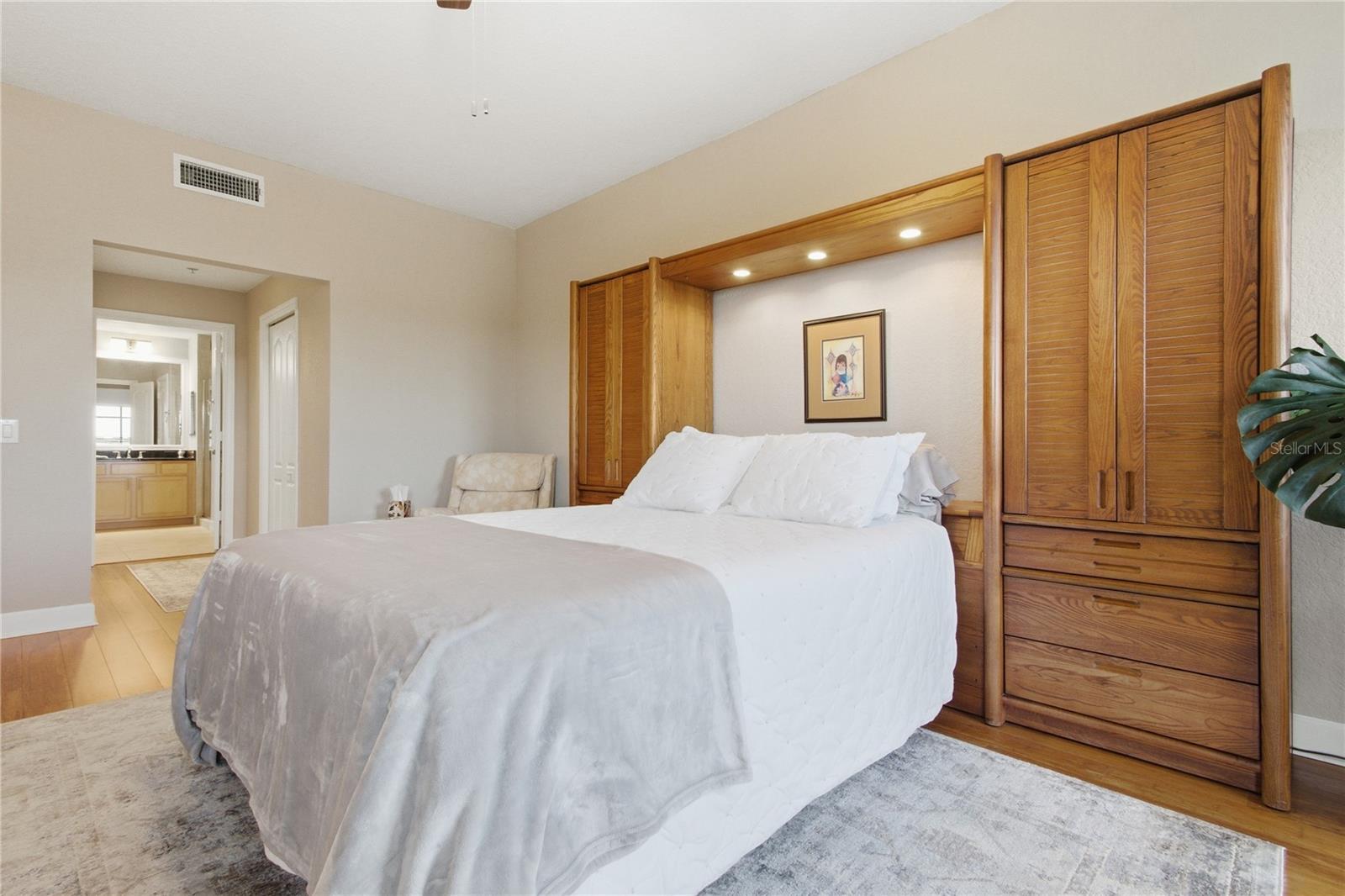 GRANDE VERANDAHS ON THE BAY - Residential