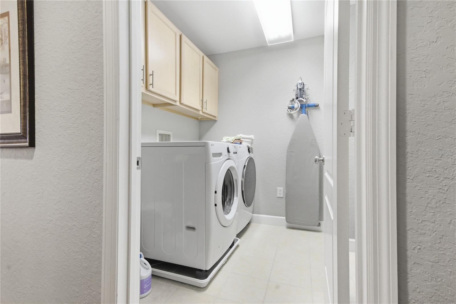 GRANDE VERANDAHS ON THE BAY - Residential