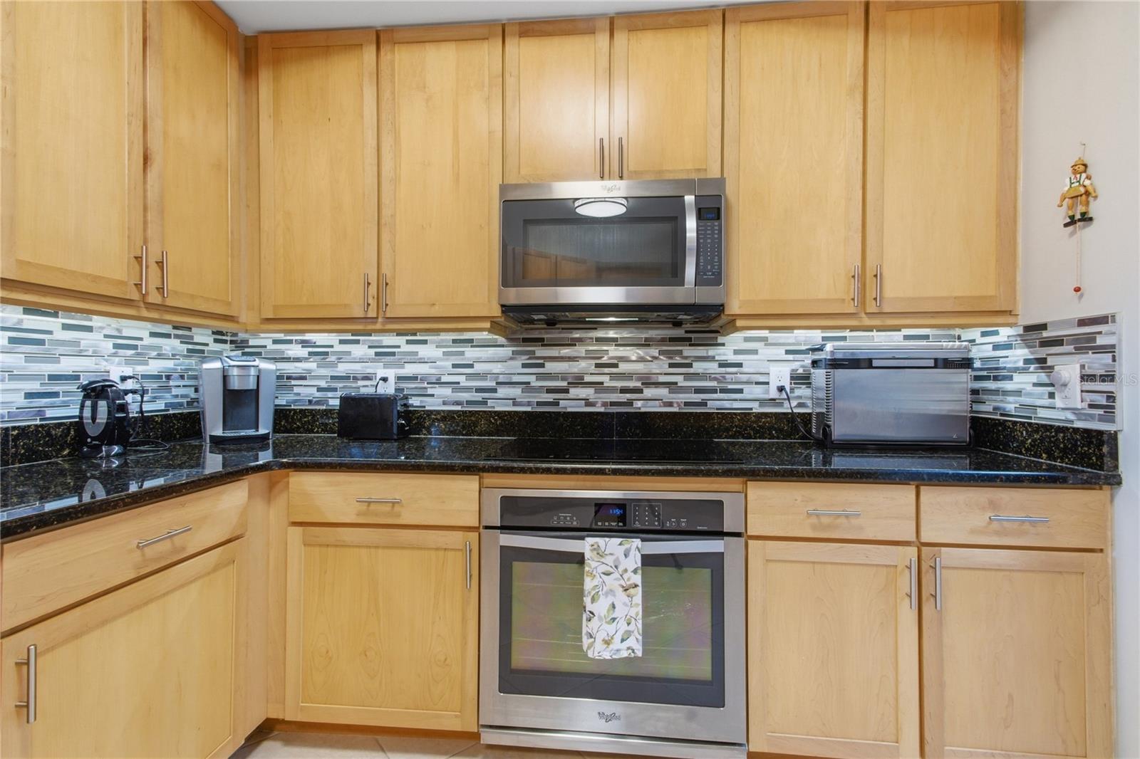 GRANDE VERANDAHS ON THE BAY - Residential