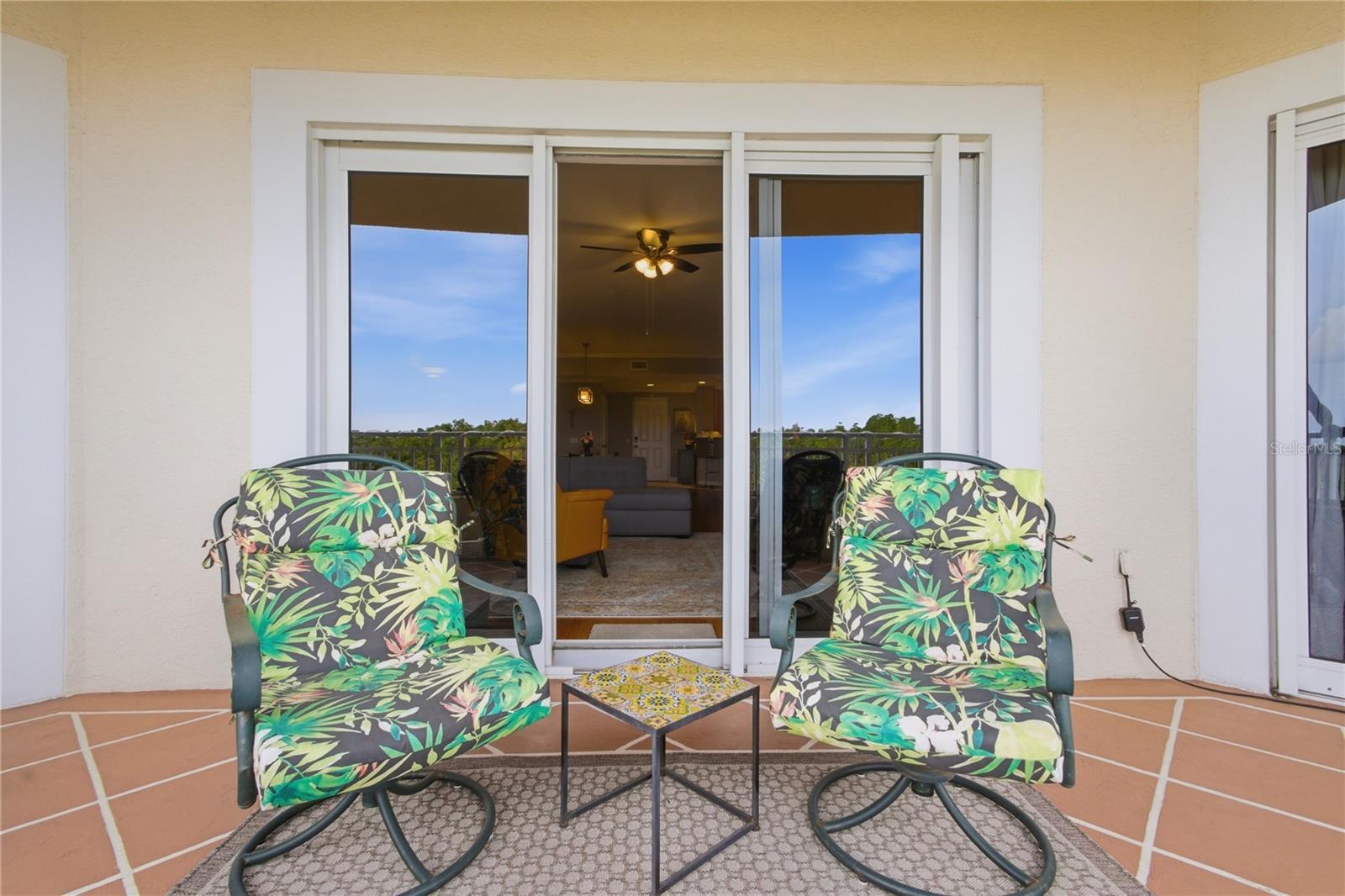 GRANDE VERANDAHS ON THE BAY - Residential