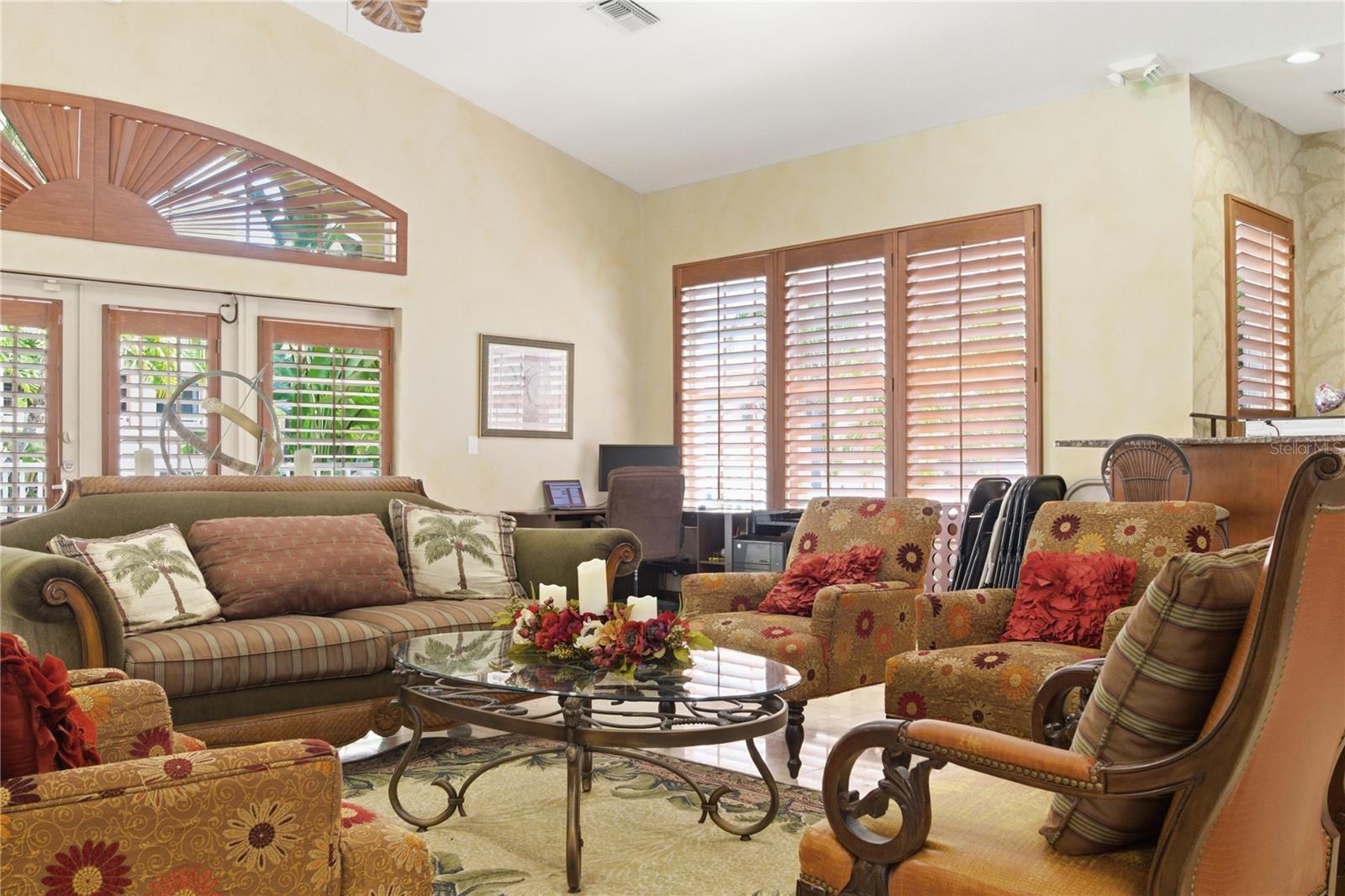 GRANDE VERANDAHS ON THE BAY - Residential