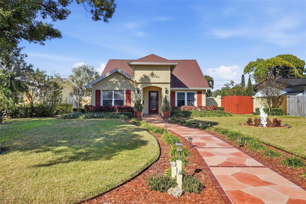 Photo of 6643 3rd Avenue N, St Petersburg, FL 33710 (MLS # TB8468612)