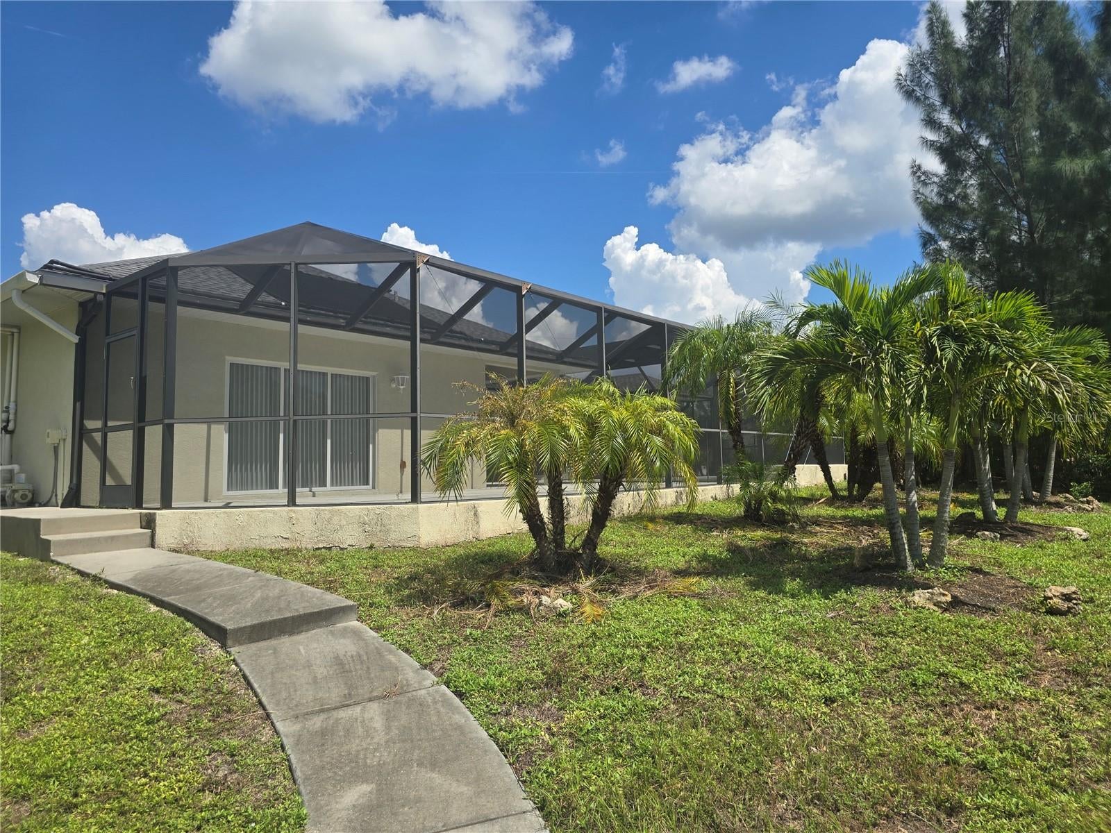 10455 SARASOTA ROAD