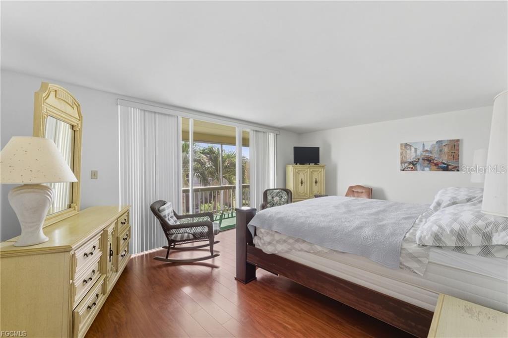 DEL PRADO PARK TOWNHOUSE - Residential