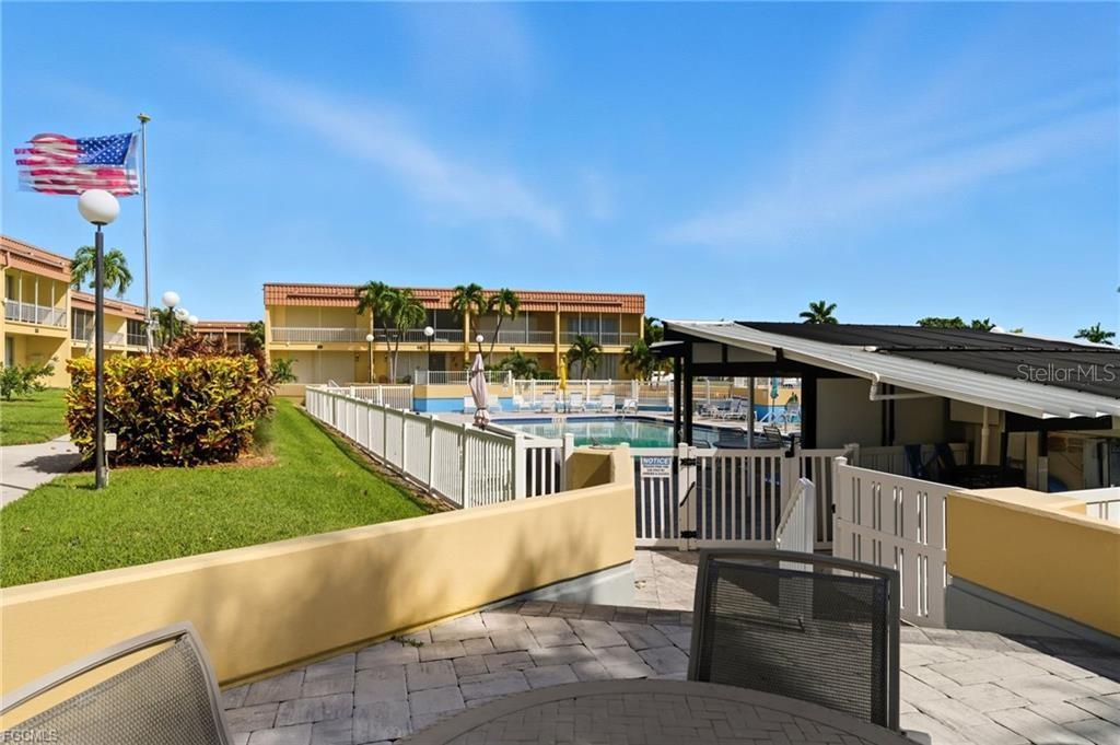 DEL PRADO PARK TOWNHOUSE - Residential