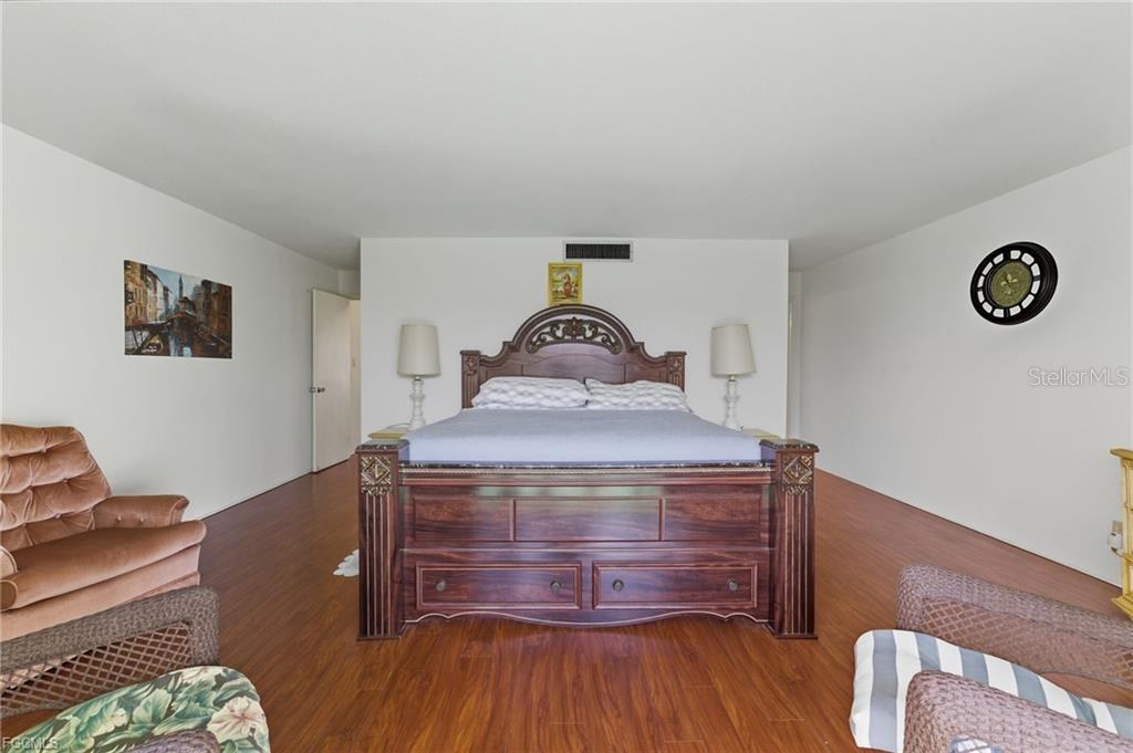 DEL PRADO PARK TOWNHOUSE - Residential