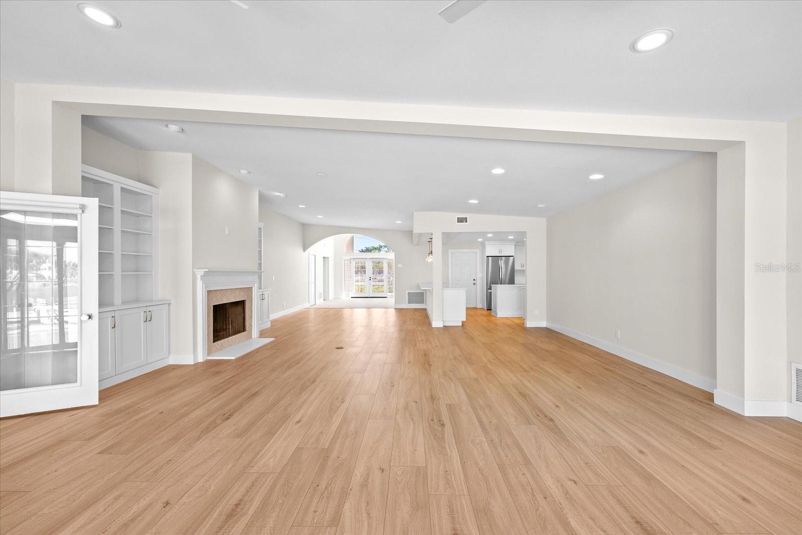 PARADISE ISLAND 1ST ADD - Residential