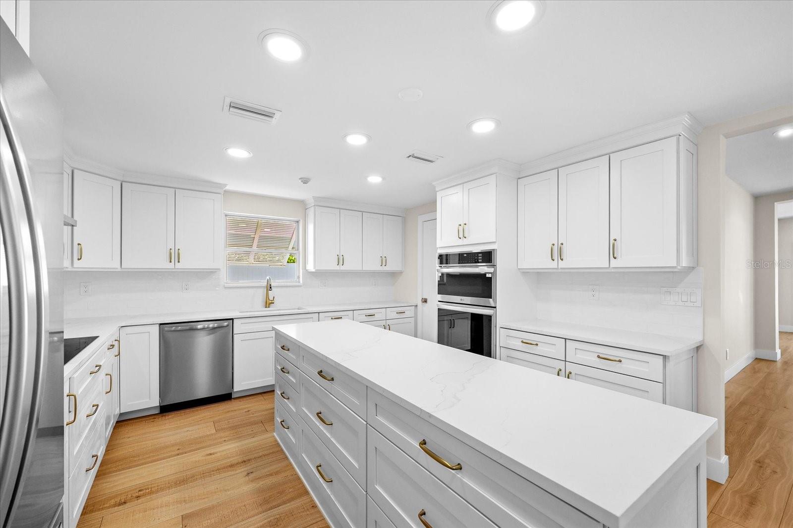 PARADISE ISLAND 1ST ADD - Residential