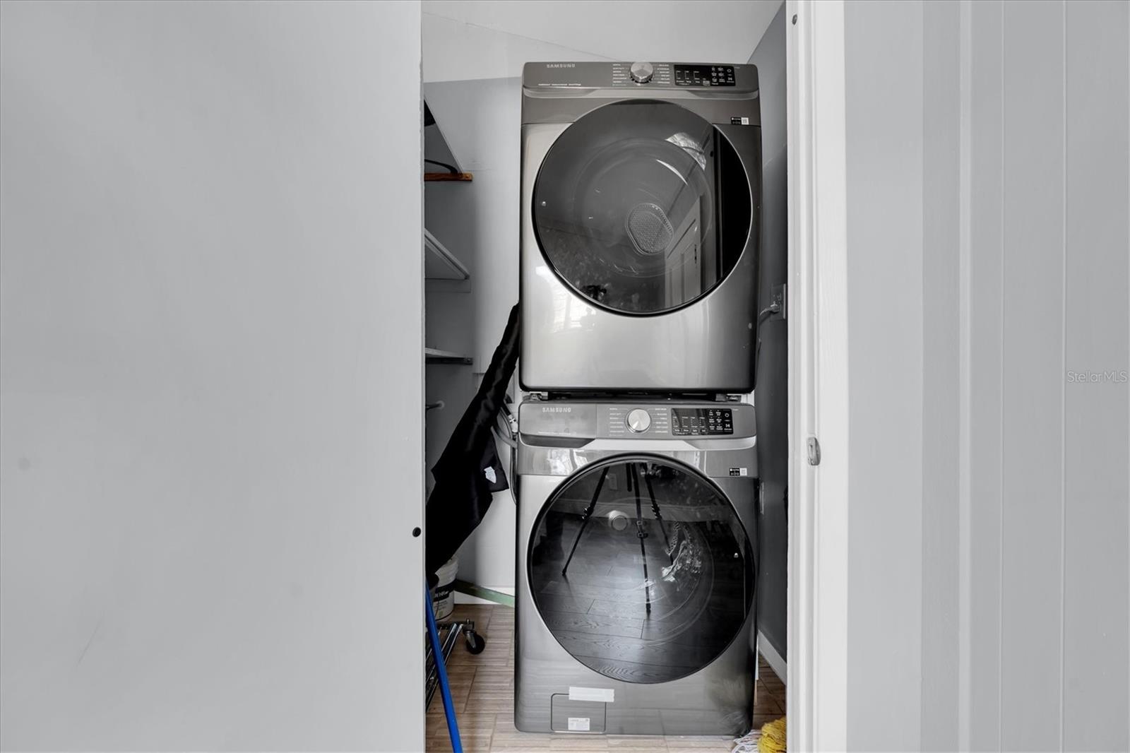 LELLMAN HEIGHTS 1ST SEC - Residential