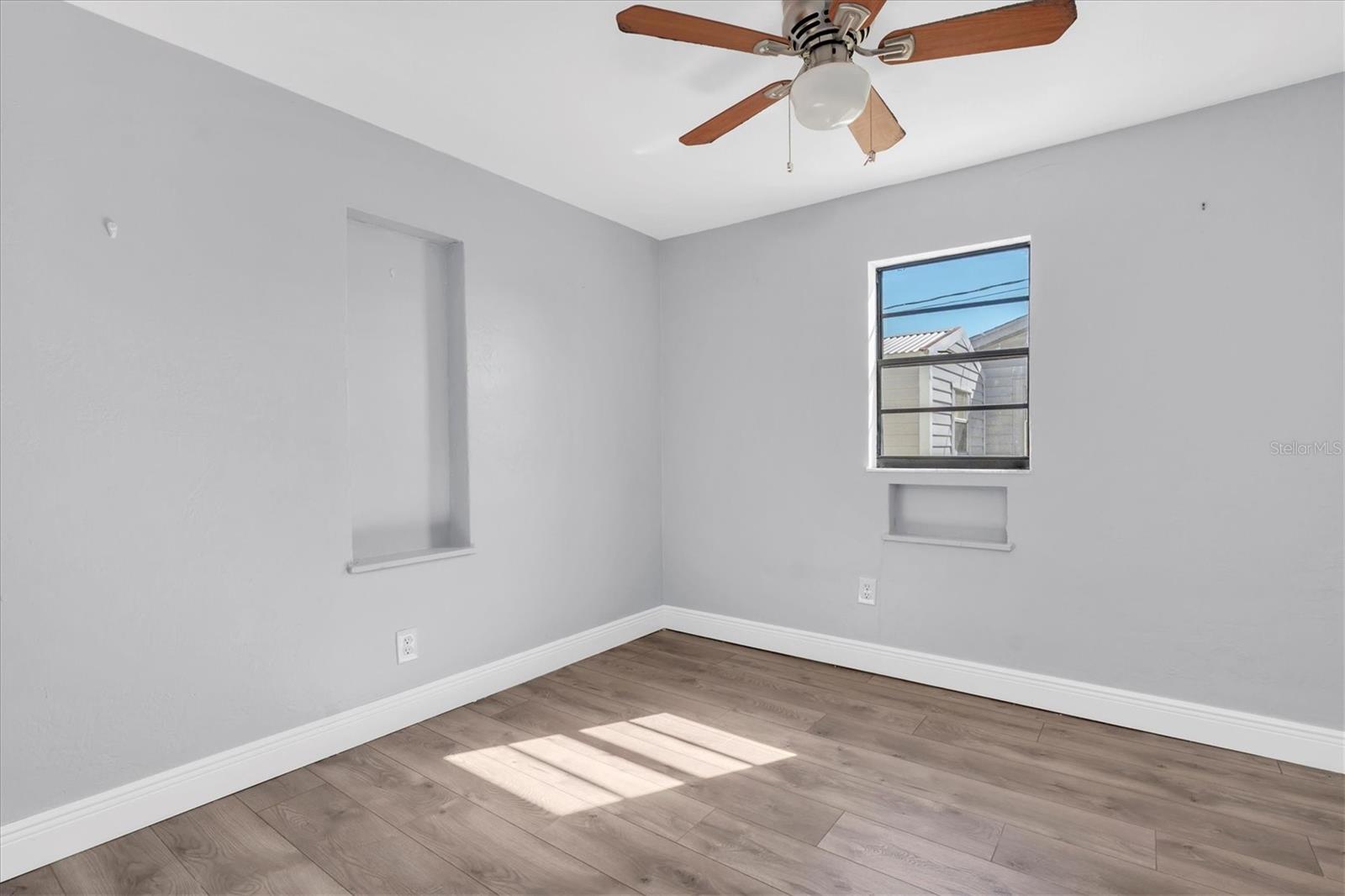 LELLMAN HEIGHTS 1ST SEC - Residential